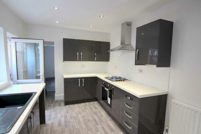 3 Bedroom Terraced House To Rent In Brereton Avenue, Cleethorpes, DN35