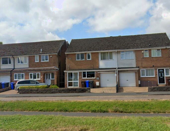 3 Bedroom House To Rent In Birley Moor Road, Sheffield, S12