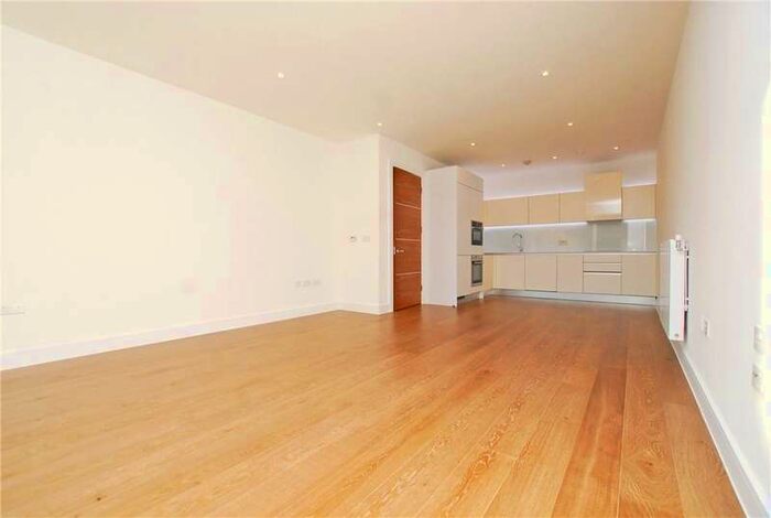 2 Bedroom Flat To Rent In Merlin Court, 29 Tizzard Grove, London, SE3