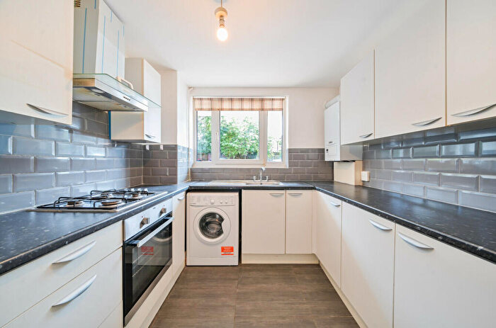 2 Bedroom Apartment To Rent In Mainwaring Court, Armfield Crescent, Mitcham, Surrey, CR4