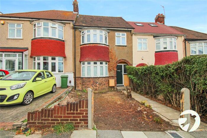 3 Bedroom House To Rent In Thornhill Avenue, London, SE18