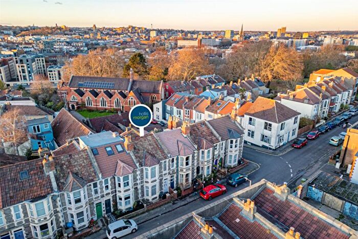 2 Bedroom Terraced House For Sale In Updating | Windmill Hill, BS3