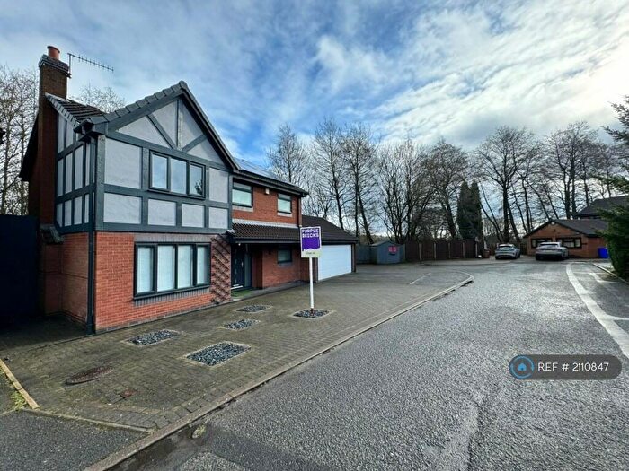 4 Bedroom Detached House To Rent In The Tudors, Stoke-On-Trent, ST6