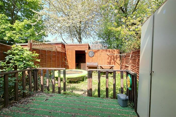 1 Bedroom Terraced House To Rent In Cowland Avenue, Enfield, Middlesex EN3