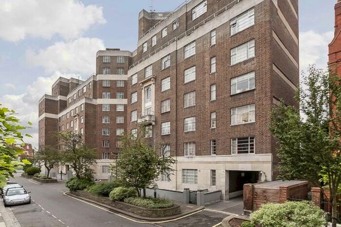 1 Bedroom Flat To Rent In Hamlet Gardens, London, W6