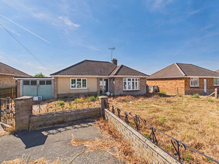 2 Bedroom Detached Bungalow For Sale In Recreation Drive, Southery, Norfolk, PE38