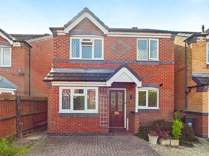 3 Bedroom Detached House For Sale In Debdale Avenue, Lyppard Woodgreen, Worcester, Worcestershire, WR4