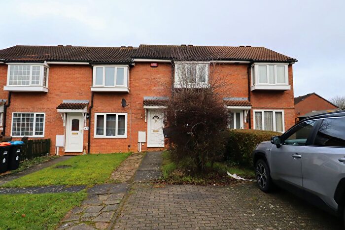 2 Bedroom Terraced House For Sale In Sunningdale Way, Bletchley, Milton Keynes, MK3