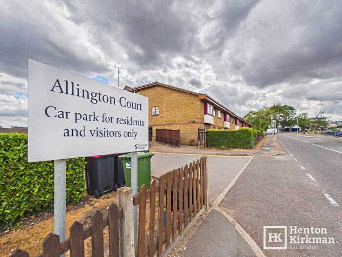 1 Bedroom Flat For Sale In Allington Court, Billericay, CM11