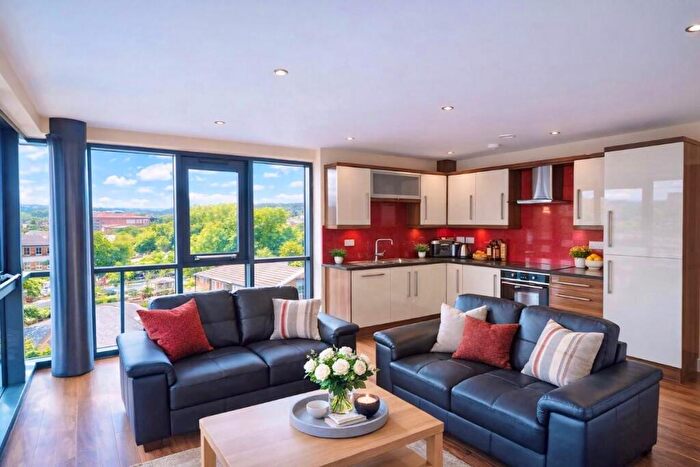 3 Bedroom Apartment To Rent In Apt Devonshire Point, S1