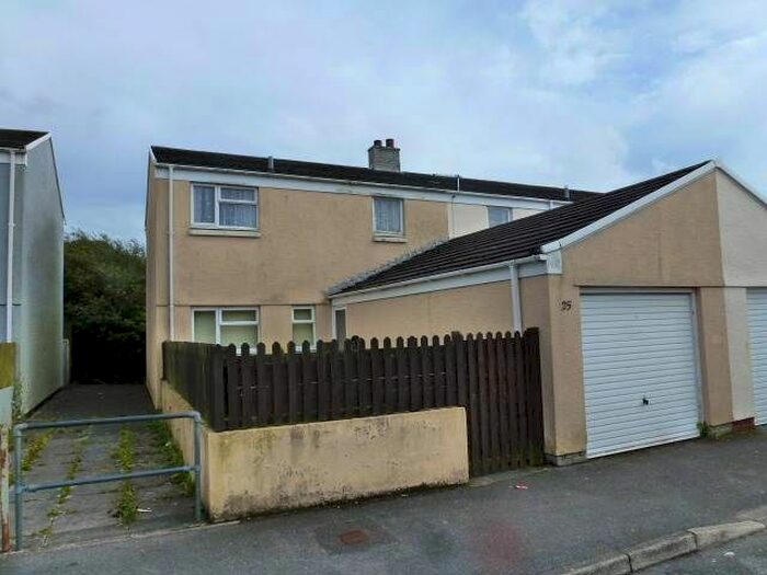 3 Bedroom Property To Rent In Bryn Seilo, Carway, Llanelli, SA17