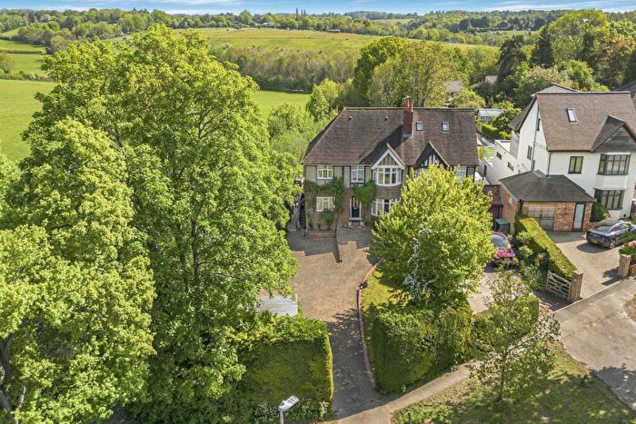 4 Bedroom Semi Detached House For Sale In Kidmore Road, Caversham Heights, Reading, RG4