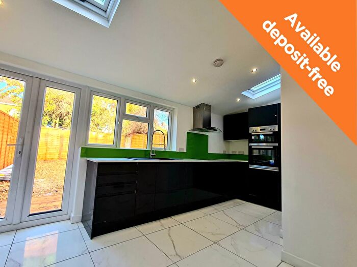 3 Bedroom Terraced House To Rent In Cedar Gardens, Southampton, Hampshire, SO14