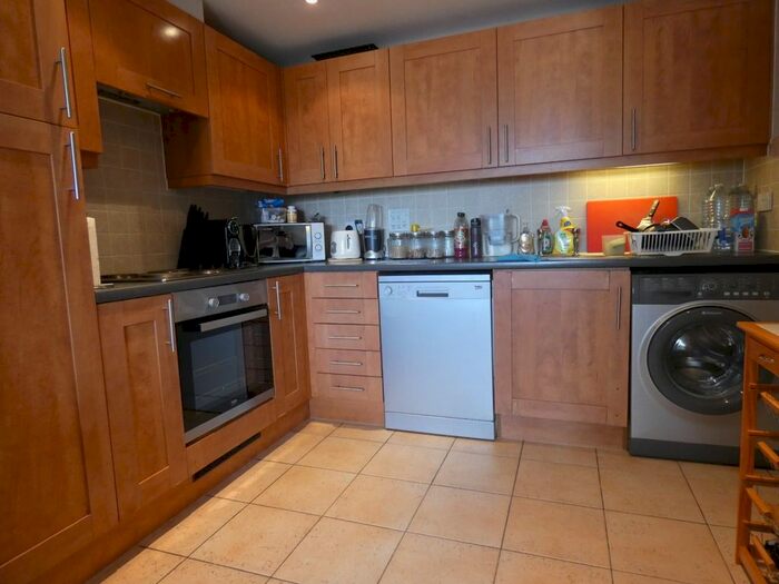 1 Bedroom Flat To Rent In Singapore Road, London, W13