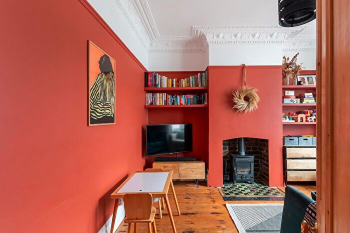 3 Bedroom Terraced House For Sale In Victoria Avenue, Redfield, BS5