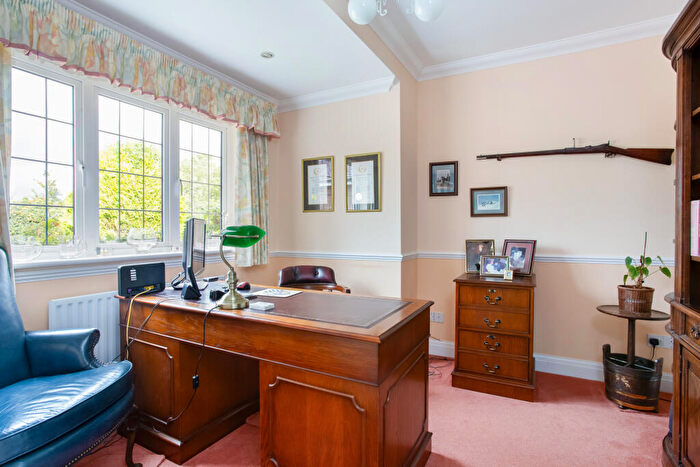 5 Bedroom Detached House For Sale In Redbourn Lane, Harpenden, AL5