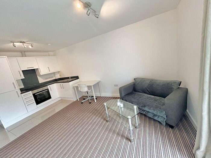 1 Bedroom Apartment To Rent In Richmond Village, Richmond Road, Cardiff(City), CF24