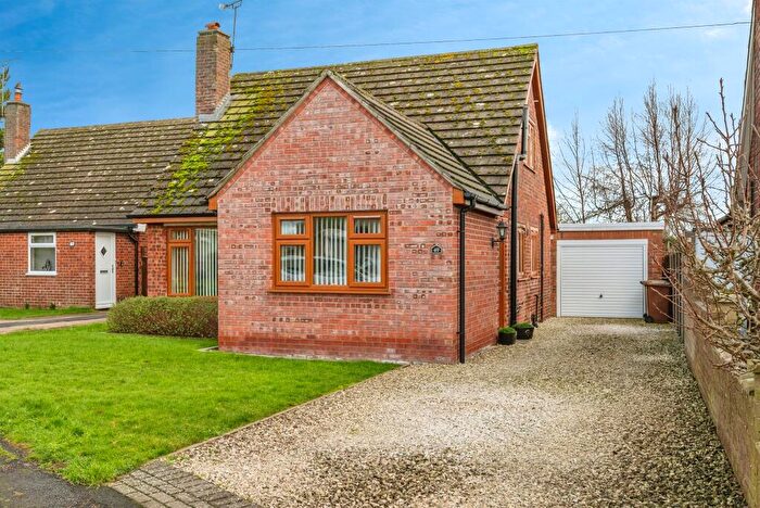 3 Bedroom Bungalow For Sale In Rivermead, Stalham, Norwich, NR12