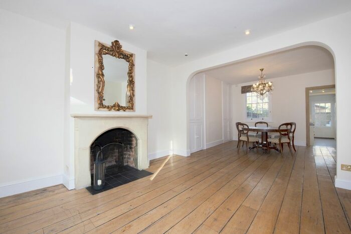 2 Bedroom Terraced House To Rent In Richmond Road, Oxford, OX1