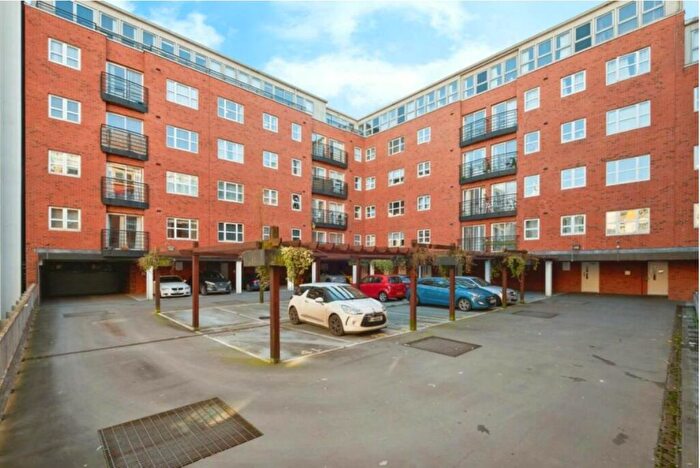 2 Bedroom Apartment To Rent In Scotland Street, Birmingham, B1