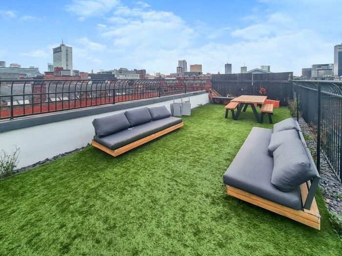 2 Bedroom Flat To Rent In The Bradley, - Hilton Street, Northern Quarter, Manchester, M1