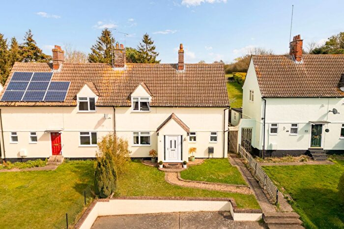 3 Bedroom Semi-detached House For Sale In Linton Road, Hadstock, CB21