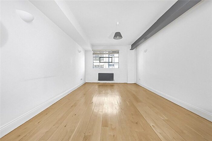 2 Bedroom Flat To Rent In Gainsford Street, London, SE1