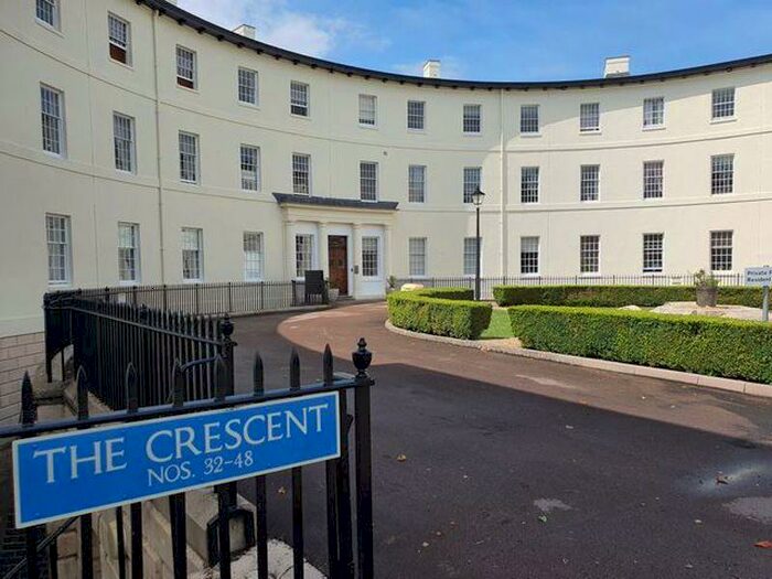 2 Bedroom Apartment To Rent In The Crescent, Gloucester, GL1