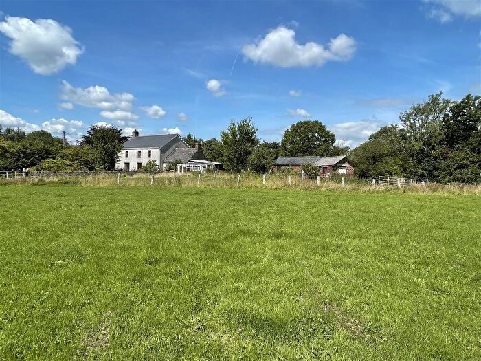 3 Bedroom Farm For Sale In Neuadd Road, Garnant, Ammanford, SA18