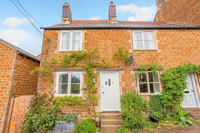 2 Bedroom Cottage To Rent In Bridge Hill, Hook Norton, Banbury, OX15