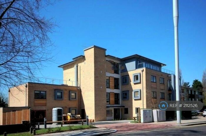 2 Bedroom Flat To Rent In Canterbury Court, Wembley, HA0