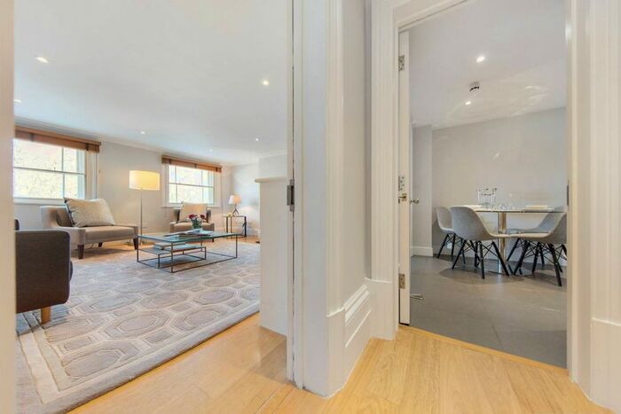 2 Bedroom Flat To Rent In Kings Road, Chelsea, London, SW3