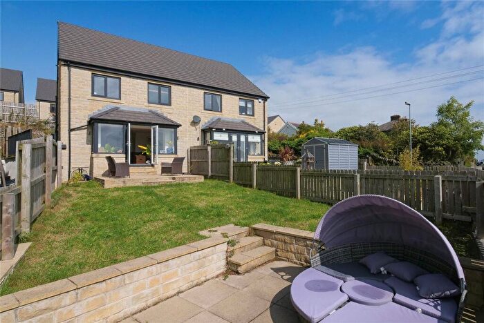 3 Bedroom Semi-Detached House For Sale In Bronte Court, Thornton, Bradford, West Yorkshire, BD13