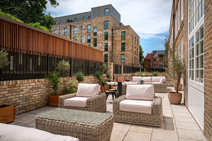 2 Bedroom Apartment For Sale In Frankham Walk, Deptford, SE8