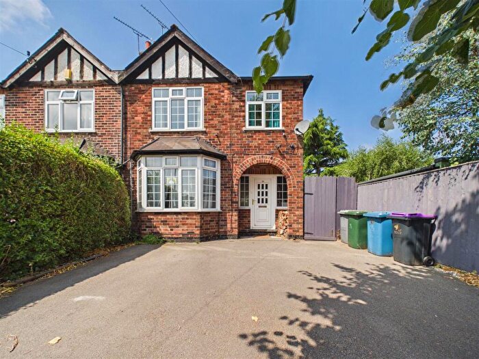 3 Bedroom Semi-Detached House To Rent In Abbey Road, West Bridgford, Nottingham, NG2