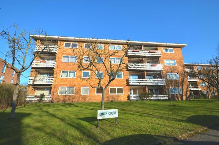 2 Bedroom Apartment To Rent In Maldon Road, Wallington, Surrey, SM6