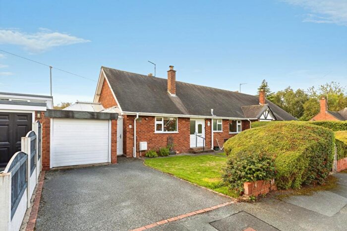 3 Bedroom Bungalow For Sale In Hollyfield, Gresford, Wrexham, LL12