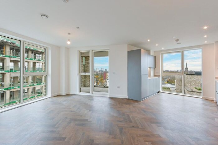 2 Bedroom Flat To Rent In Orwell House, North West Quarter, Carlton Vale, NW6