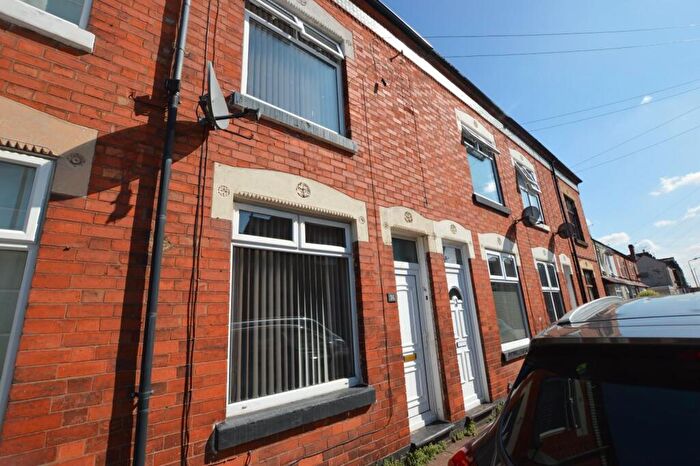 2 Bedroom Terraced House For Sale In Grace Road, Leicester, LE2