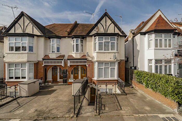 2 Bedroom Flat To Rent In Stanhope Avenue, Finchley, N3