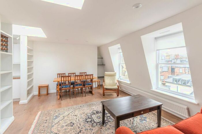 2 Bedroom Flat To Rent In Nassau Street, Fitzrovia, London, W1W