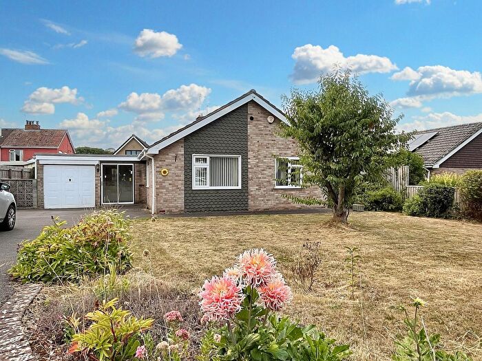 3 Bedroom Detached Bungalow For Sale In Plum Tree Close, Winscombe, North Somerset., BS25