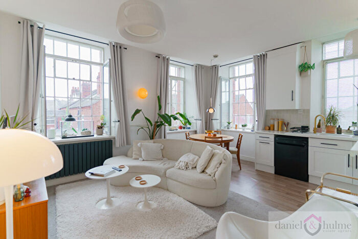 2 Bedroom Flat For Sale In Flat / Waterloo Mill Waterloo Street, Leek, Staffordshire, ST13