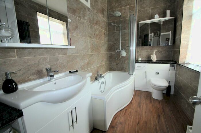2 Bedroom End Of Terrace House For Sale In Church Road, Yardley, Birmingham, West Midlands, B25