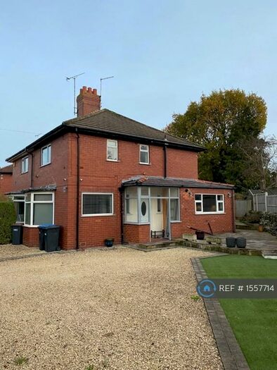 3 Bedroom Semi-Detached House To Rent In St Johns Road, Harrogate, HG1