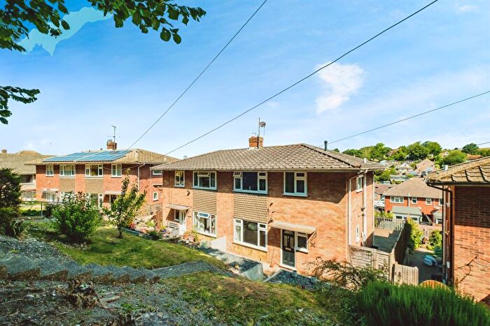 3 Bedroom Semi-Detached House For Sale In Denton Drive, Newhaven, BN9