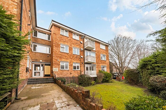 1 Bedroom Flat For Sale In Hatherley Crescent, Sidcup, DA14