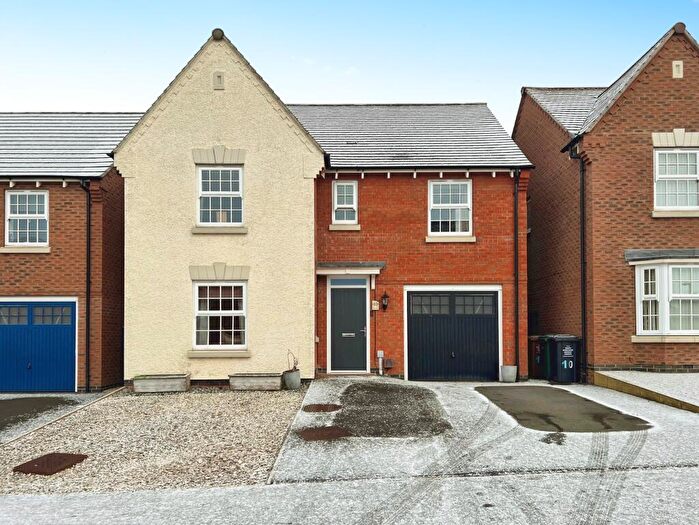 4 Bedroom Detached House For Sale In Salford Way, Church Gresley, Swadlincote, DE11