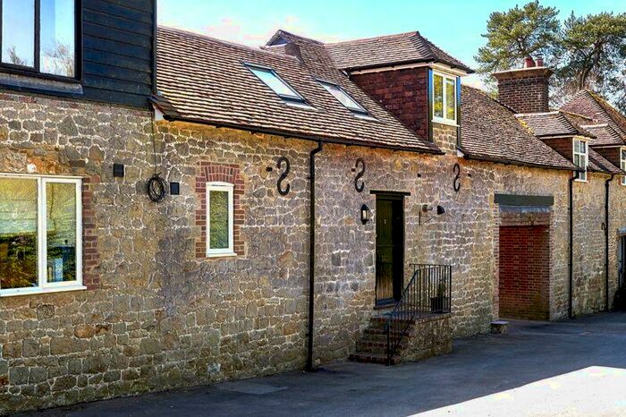 2 Bedroom Cottage To Rent In Liphook, Nr Milland / Midhurst / Haslemere, Hampshire, GU30