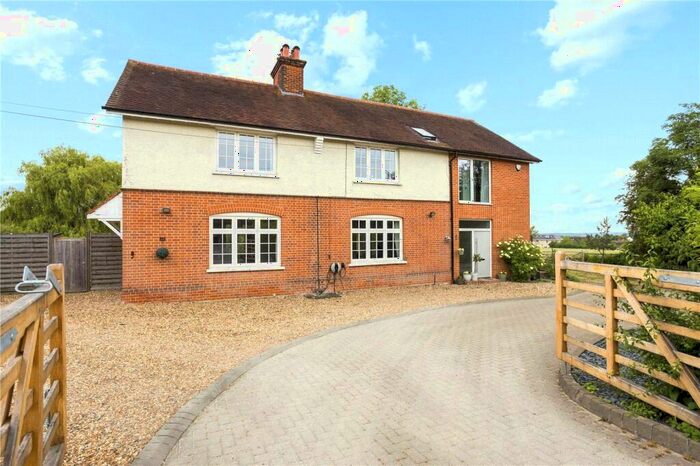 7 Bedroom Detached House For Sale In Sergeants Green Lane, Waltham Abbey, Essex, EN9